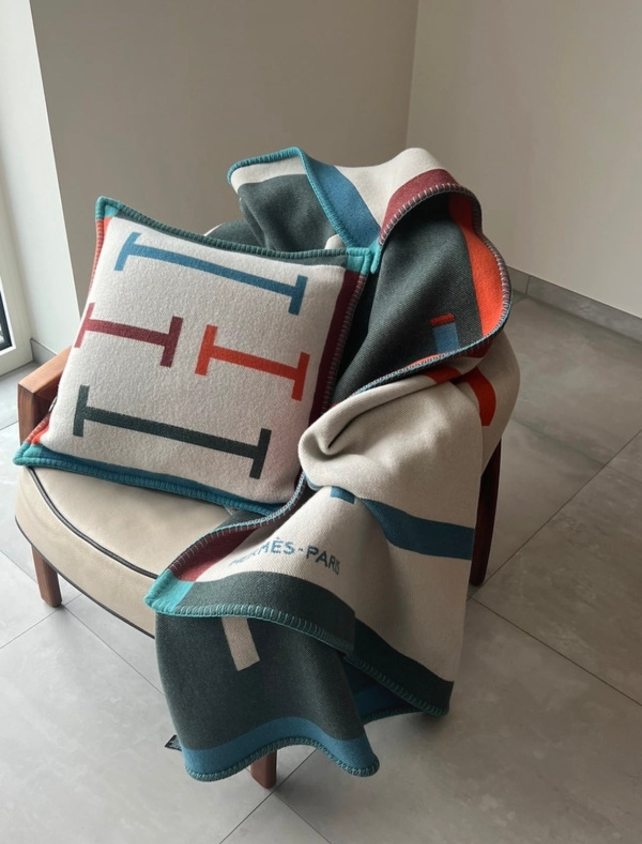 Ensemble plaid + coussins