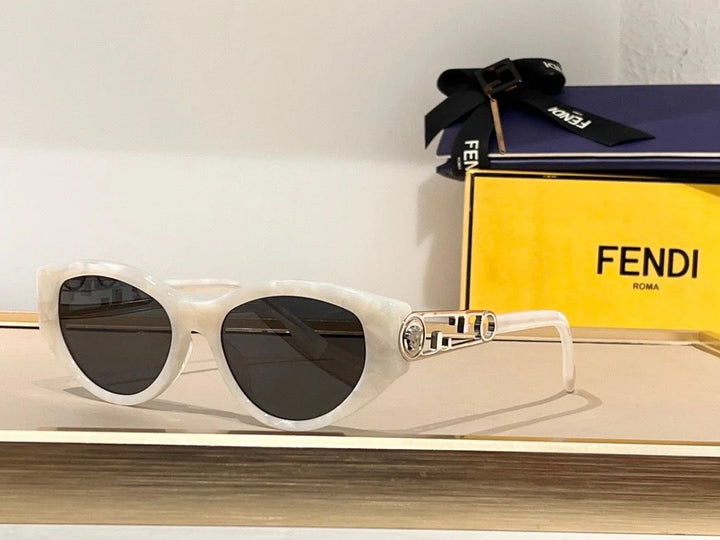 Lunettes F*ndi
