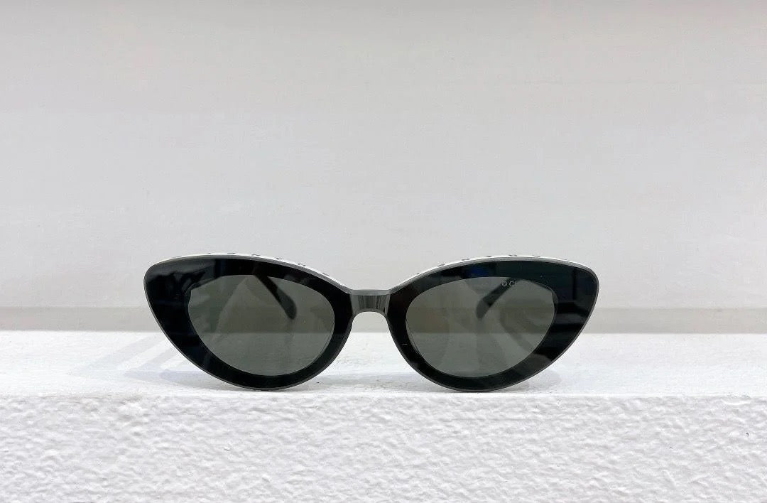 Lunettes Ch*nel