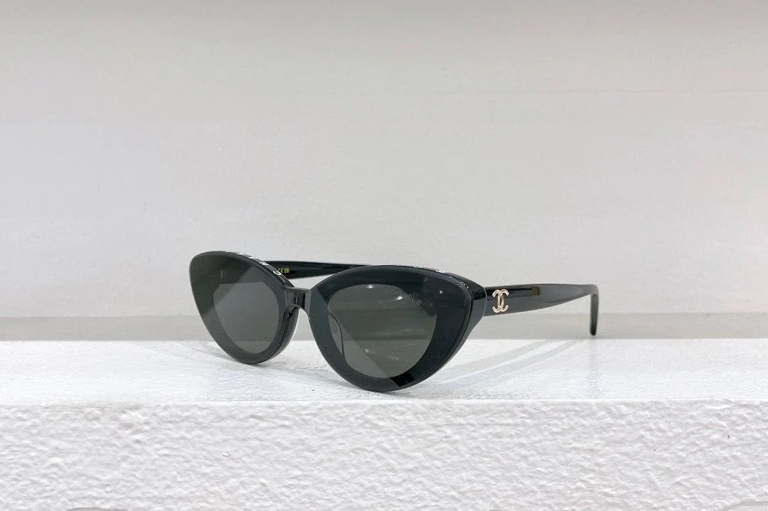 Lunettes Ch*nel